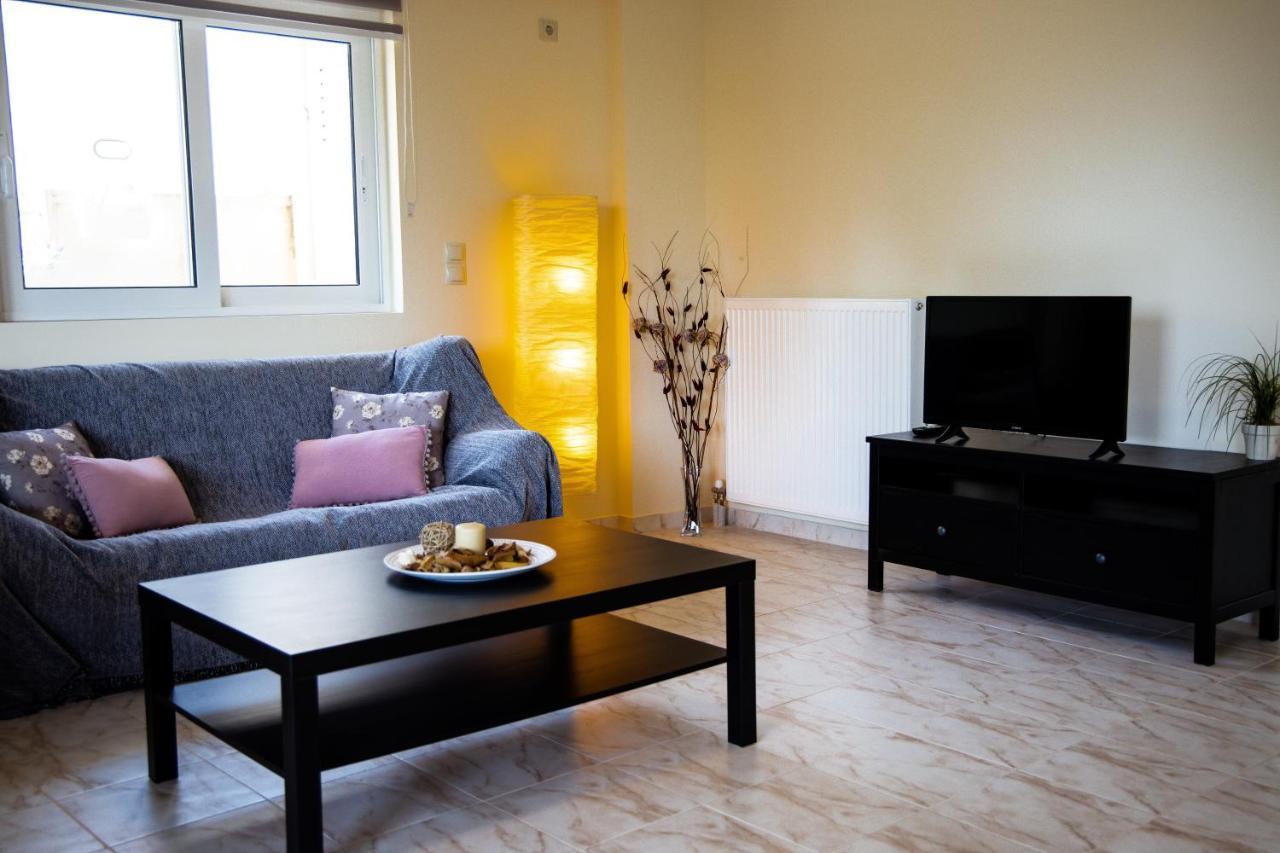 Apartment Relaxing Family House With Garden In Avra, Rafina (Attica)