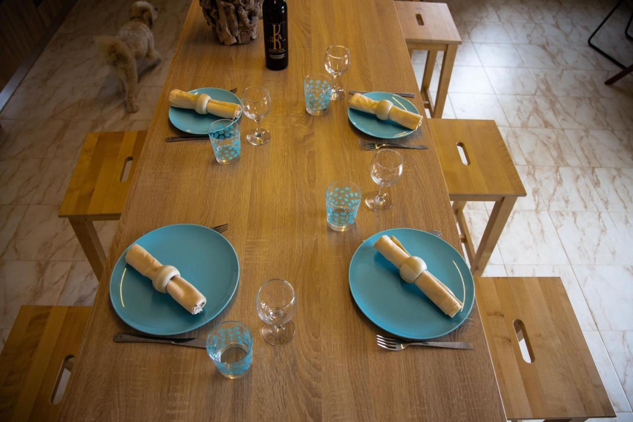 Apartment Relaxing Family House With Garden In Avra, *